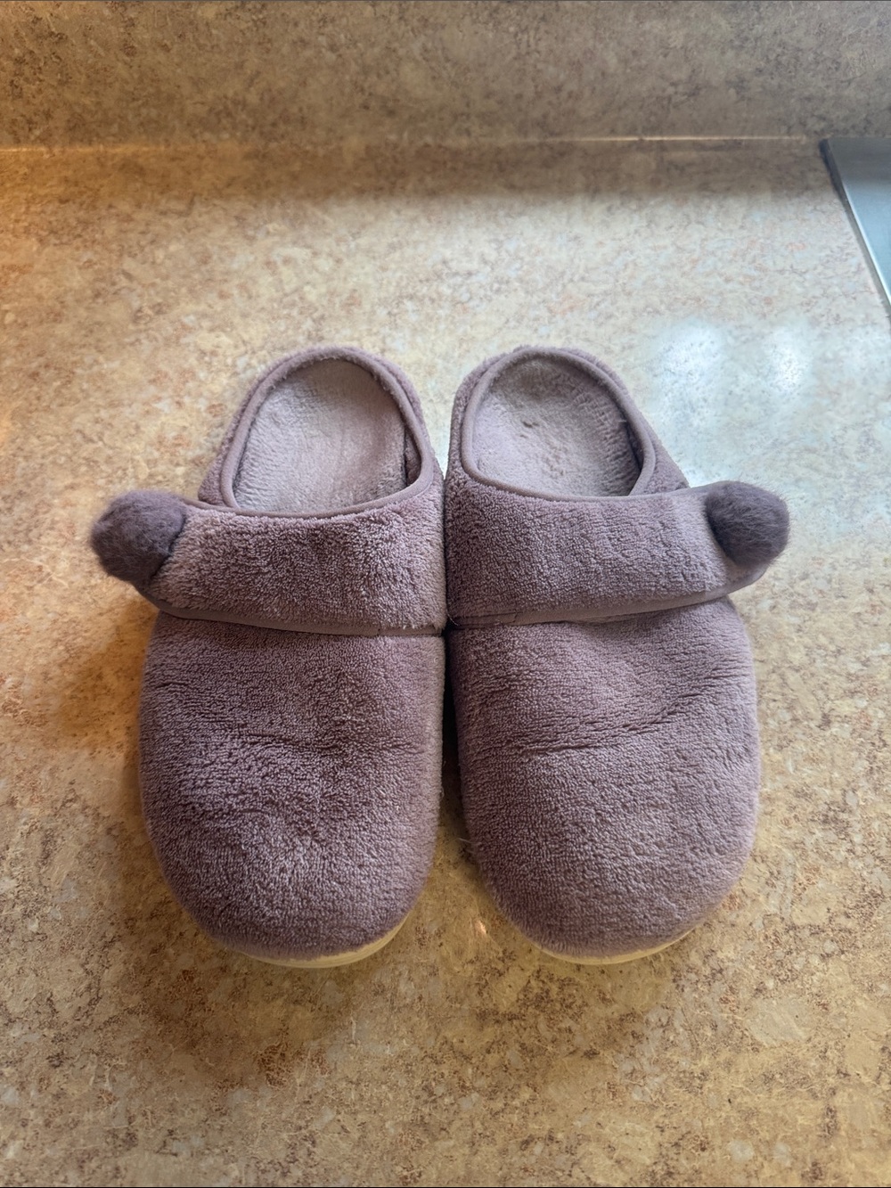 Vionic Mauve Plush Slip-On Slippers with Pom Accent